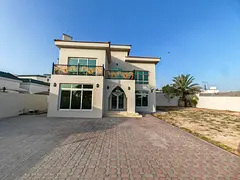 3 master rooms +maid villa