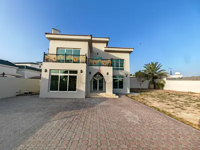 3 master rooms +maid villa