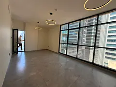 Second tenant | Free parking | 2 balconies | Built-in wardrobes | Spacious area | Prime location | F