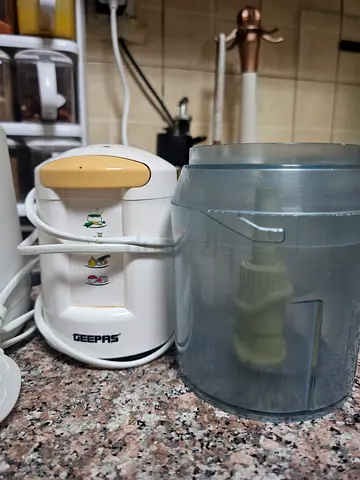 Chopper, blender