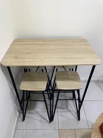 Compact wooden kitchen table with four stools - light oak