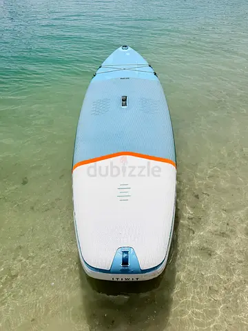 Inflatable Stand-Up Paddleboard (SUP) - Very Good Condition and 1 paddle adult