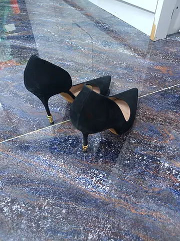 Ladies sandal
