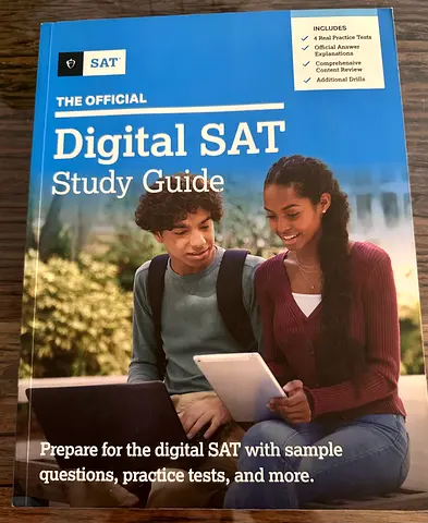 The CollegeBoard Official Digital SAT Study Guide (Purchased 2024, almost as good as new)