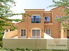 Corner Single Row | Vacant | 3BR+M | Park &amp; Pool