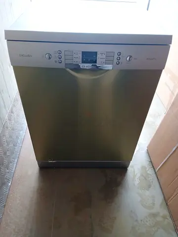 Free delivery Bosch/Exclusiv Stainless Steel Dishwaher - Freestanding, Good Condition