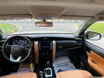 2020 Toyota FORTUNER 照片 9