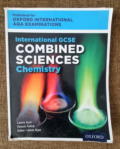 International GCSE Combined Sciences: Chemistry (Oxford International AQA) - Paperback