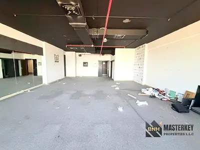 FITTED OFFICE | LOWER FLOOR | READY TO MOVE