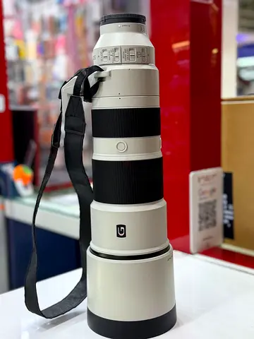 Large Telephoto Camera Lens with Strap (White)