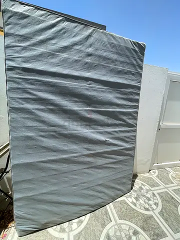 Used Spring Ikea Queen Mattress in Good Condition 140X200 b