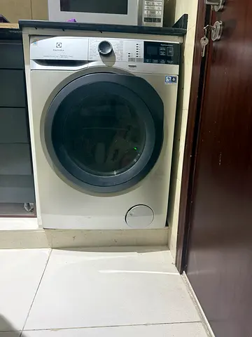 Electrolux 7 Kg Front Load Fully Automatic Washing Machine With Dryer