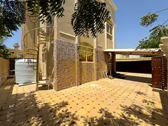 A villa with all electricity, water and air conditioning fees included, on the main street, ready to