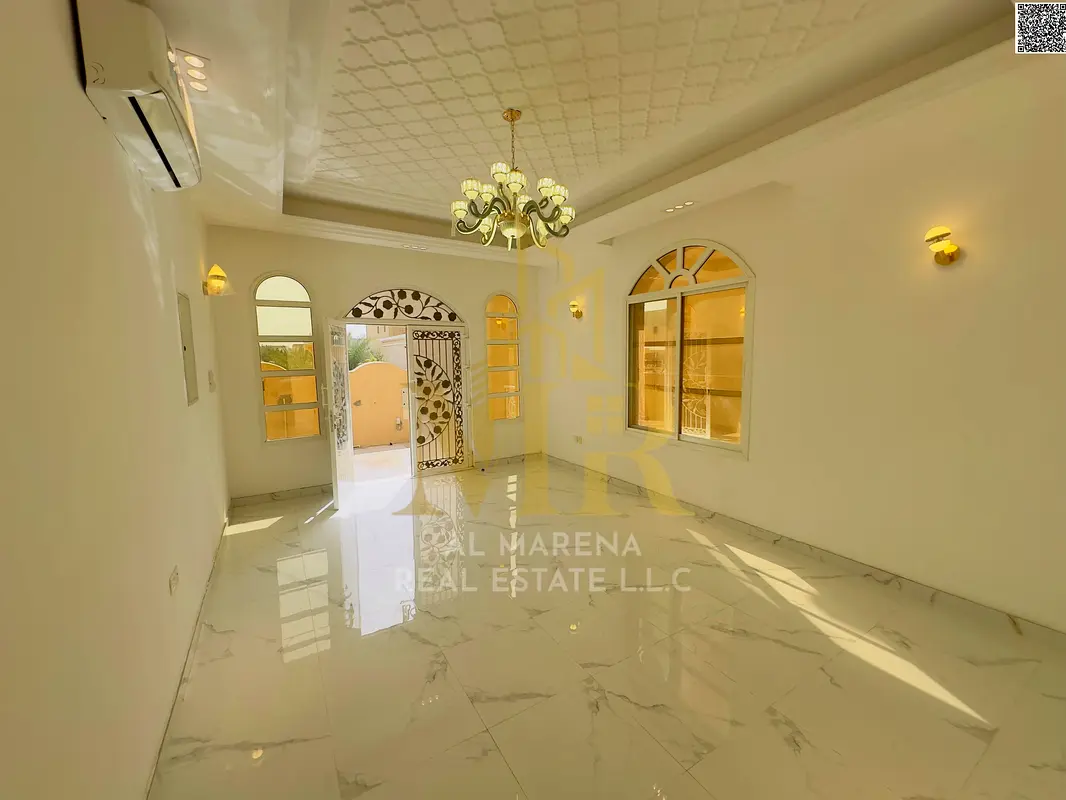 Luxury villa in Rawda 1, on a street and alley, spacious area, high-end finishing, price includes e
