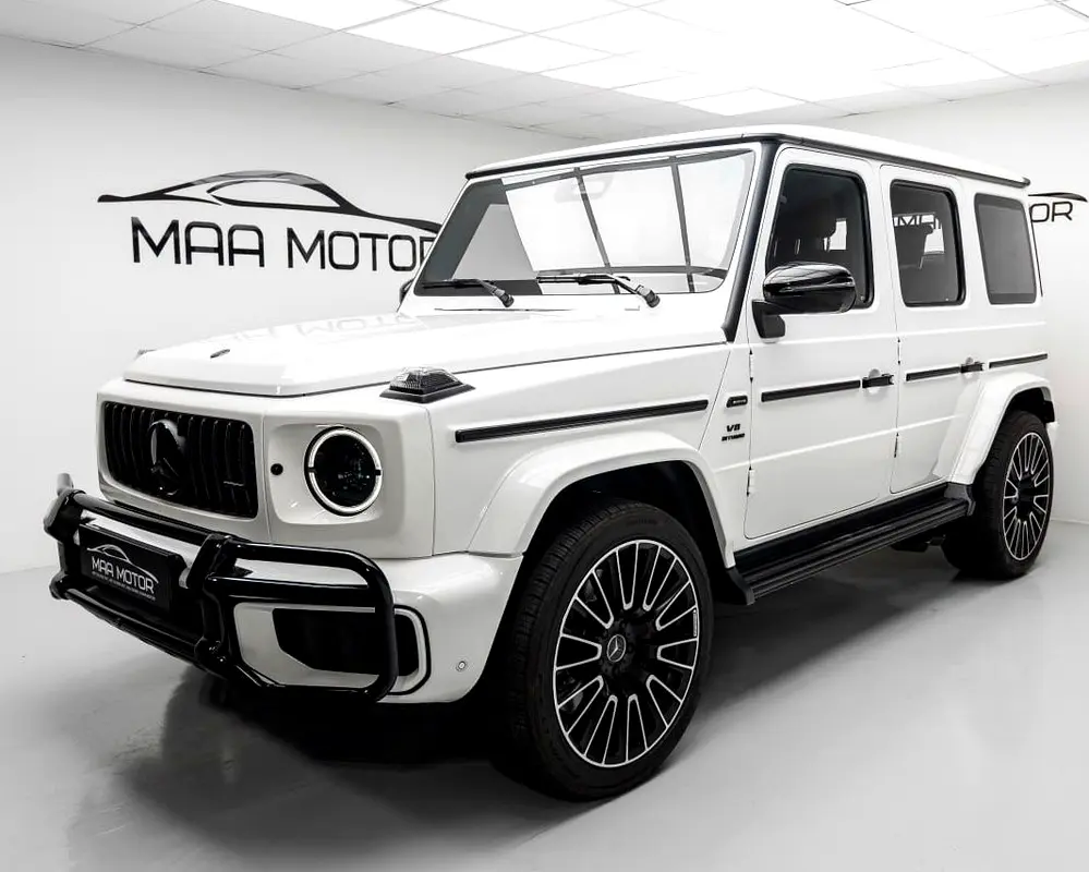 Mercedes-Benz G-Class 2025 — photo 1 of 9