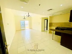 Near Circle Mall - Vibrant Community - Luxurious