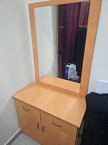 Lightwood Dresser with Mirror and 3 Drawers - Good Condition