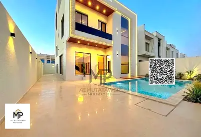 Modern 5-bedroom villa with pool and rooftop, registration fees included, super deluxe finishing, b