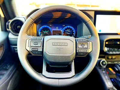 صورة 10 لـ 2026 Toyota PRADO