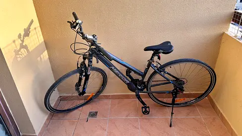 Merida hybrid/commuter bike - good condition