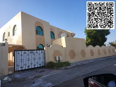 فيلا فاخرة للإيجار  – تشطيب مجدد بالكامل