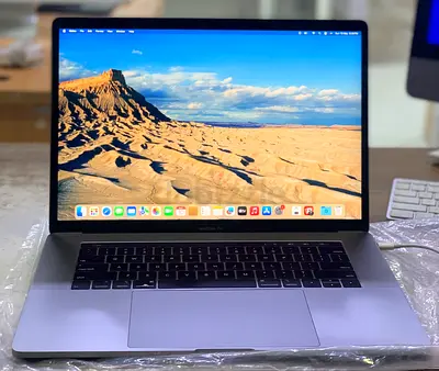 Macbook pro core i7 2019 retina 6 Core graphic 4 gb ram 16 gb ssd 256 gb prize Eleven hundred