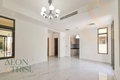 Upgraded | Single row | Landscaped