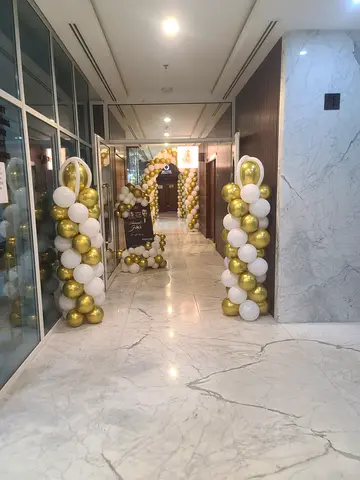Balloons decorations services Available