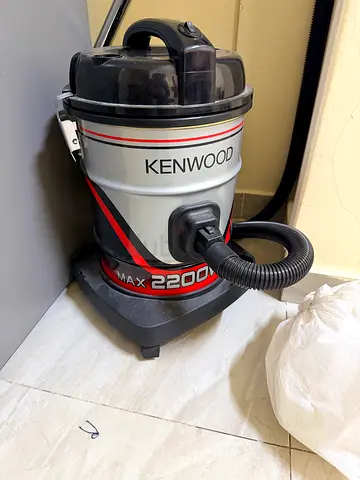 Kenwood Max 2200 Wet  Dry Vacuum Cleaner - Used