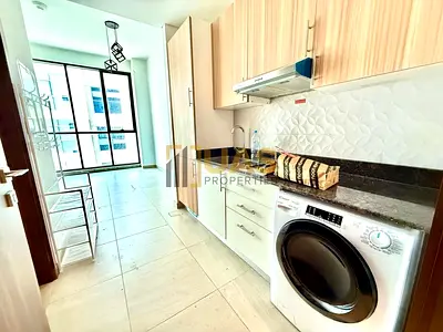 Luxury Studio Apartment | Kitchen Appliances | Hot Property