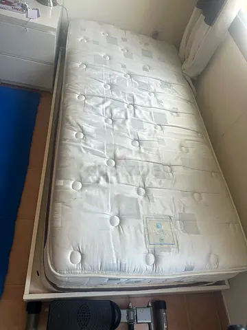 Pottery Barn drawer bed