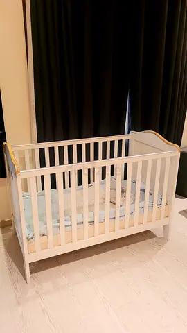 Juniors Baby Cot