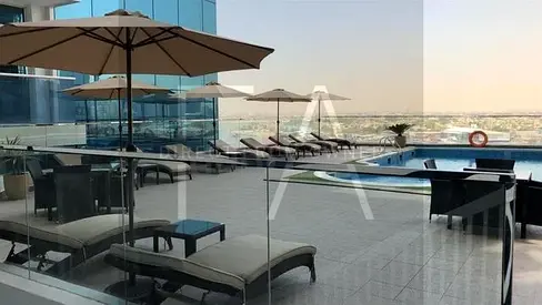 ‼️Direct Owner/ Furnished 1BR / ⭐️ 2 Parking / 1.5 bathrooms / ⬆️ High Floor / 🌊Seaview / Freehold