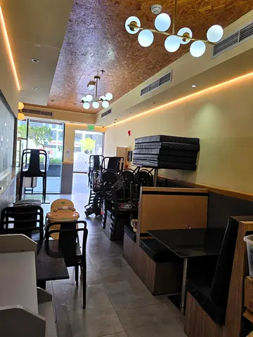 PRIME LOCATION, FULLY EQUIPPED RESTAURANT SETUP FOR SALE