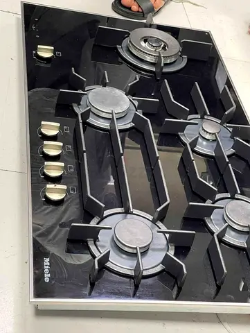 Miele latest model KM 3054-1 gass cooktop 5 burner Black glass finish built-in by sawal integrated