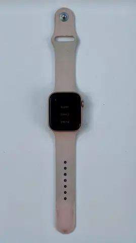 Apple Watch SE 40mm Rose Gold – Good Condition, Original, No Repairs