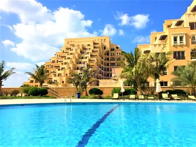Large Furnished-Studio Partial Sea View!