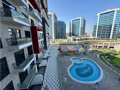 شقة أنيقة بغرفة نوم واحدة | إعادة بيع | بدون تبريد
