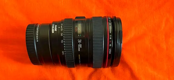 Canon Ef L series 24-105 mm f/4L IS USM Zoom Lens - Good Used Condition