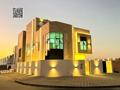 For sale: 6-bedroom villa at an excellent price, including registration and ownership fees.
