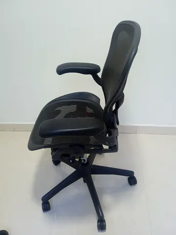Im for selling Herman Miller Aeron chair size B and C Fully Loaded available