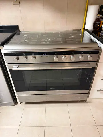 SIEMENS Full Gas Cooker Oven 90x60cm