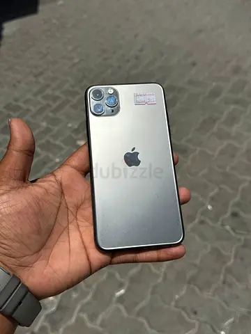 iPhone 11 Pro Max (512GB)