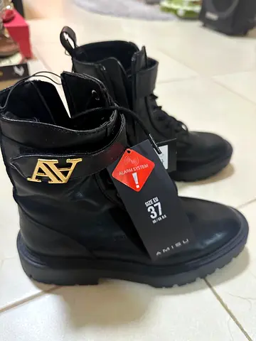 Women shoes