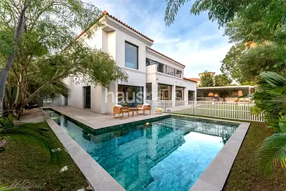 Fully Upgraded | Extended | Open Plan Living