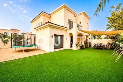 Rare 5 Bedrooms | True Corner Plot | Spacious