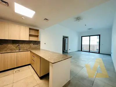 Amazing 2 Bedroom | Corner Unit |