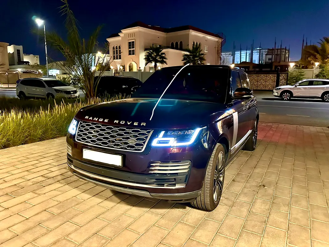 Land Rover Range Rover 2019 — photo 1 of 14