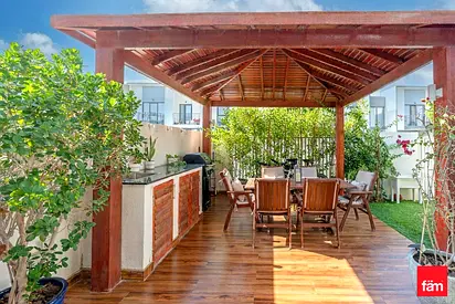 Extended 3BR+Maid | Upgraded Garden l Privacy