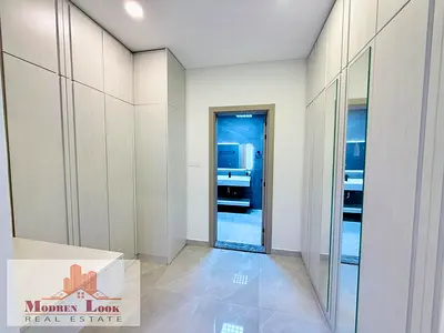 Brand New Gorgeous Look 1 BHK Built in Wardrobes with separate kitchen and Glass shower washroom